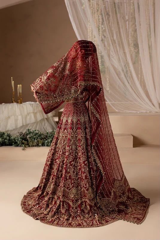 Barbeena  - Bridal lehnga by Batik